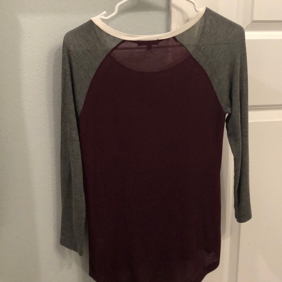 Long sleeved burgundy and grey tee - Picture 2 of 2